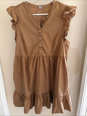 Old Navy Sleeveless Babydoll Dress with pockets in Caramel Tan. Size Large